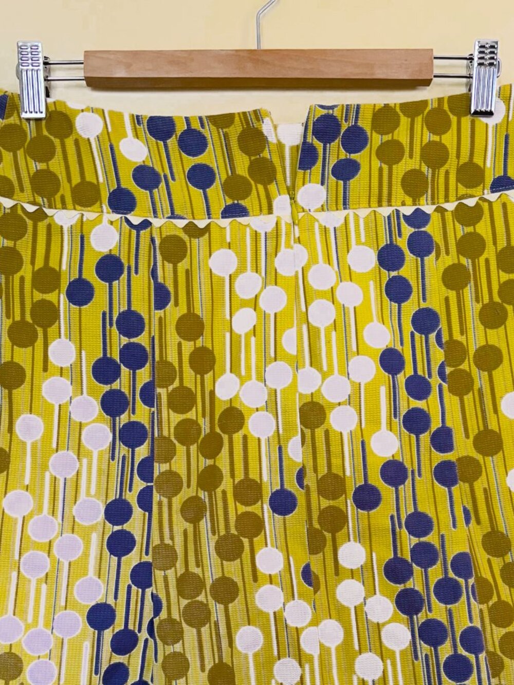 Beth Bowley Women's Dot Skirt Fully Lined Excellent Condition Size 6 - Picture 2 of 7